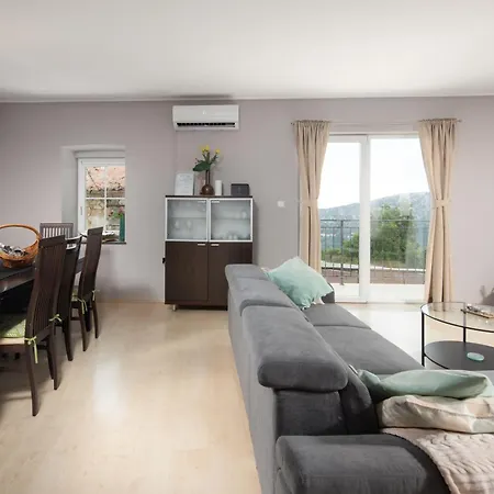 Holiday home Anna With Private Pool And Garden - Happy