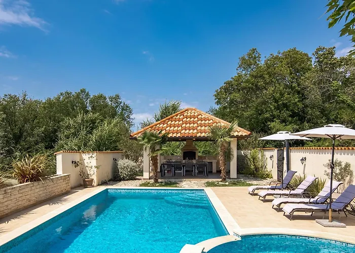 Feriehus Anna With Private Pool And Garden - Happy Bribir (Primorje-Gorski Kotar)