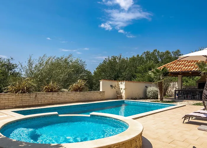 Anna With Private Pool And Garden - Happy Bribir (Primorje-Gorski Kotar)