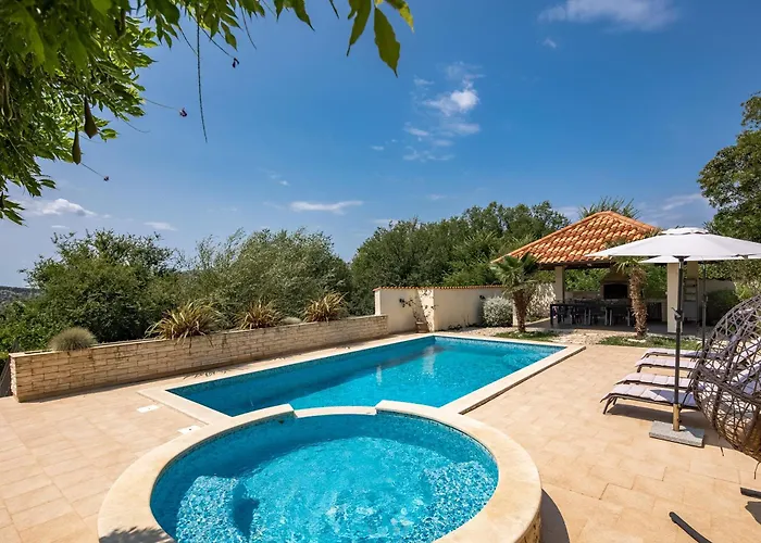 Feriehus Anna With Private Pool And Garden - Happy Bribir (Primorje-Gorski Kotar)